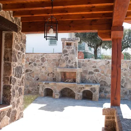 Holiday home Valdebruna Ll Y De Gredos Navaluenga