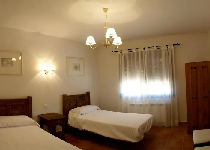 Valdebruna Ll Y De Gredos * Navaluenga